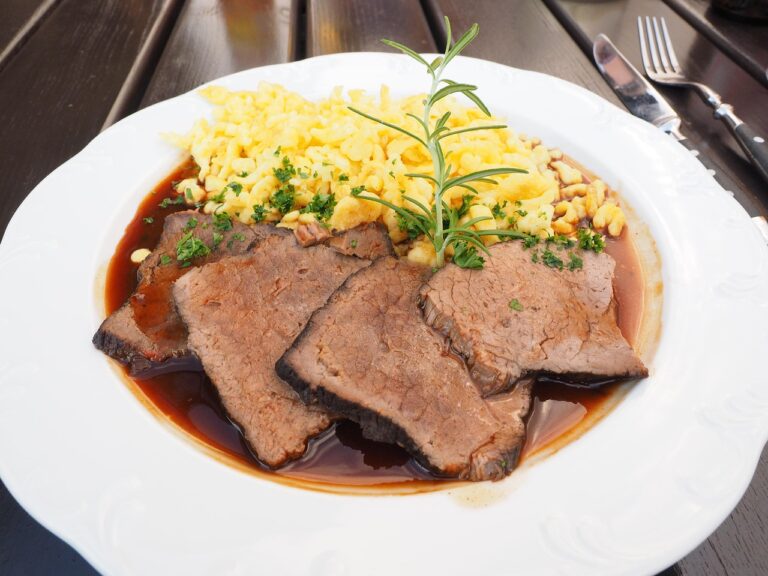 Welcher Wein zu Sauerbraten? Ein kulinarischer Leitfaden 