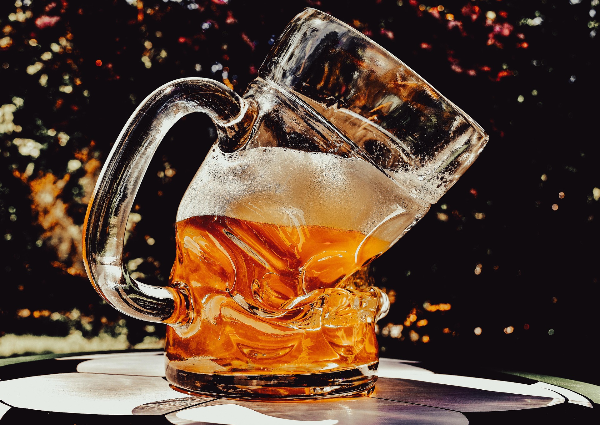 Was für eine Maß Bier auf dem Oktoberfest einzuplanen ist